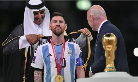Báo Pháp chấm điểm Messi thấp hơn Mbappe