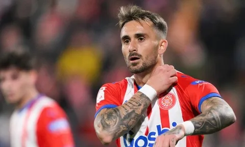 Barca có nên bán hai cầu thủ trẻ cho Girona để đổi lấy Aleix Garcia?