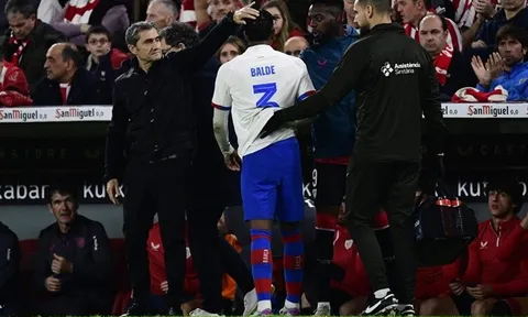 Barca có quyết định cho Alejandro Balde