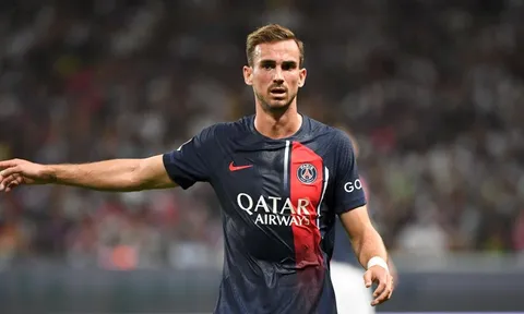 Barca gặp khó trong việc chiêu mộ bộ đôi của PSG