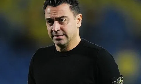 Barca khủng hoảng hàng công