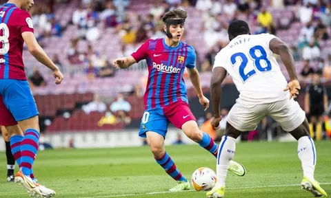 Barca lên kế hoạch giữ chân Gavi