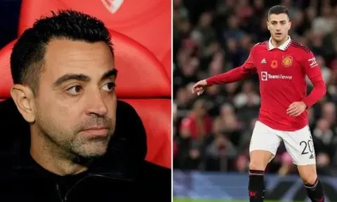 Barca muốn ký trụ cột M.U vào tháng Giêng