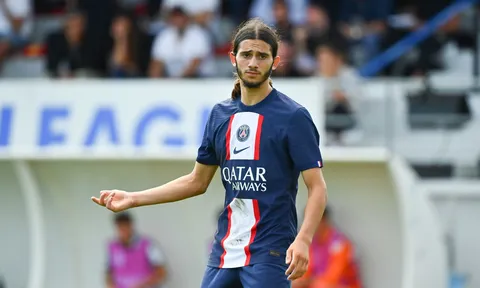 Barca theo dõi thần đồng PSG
