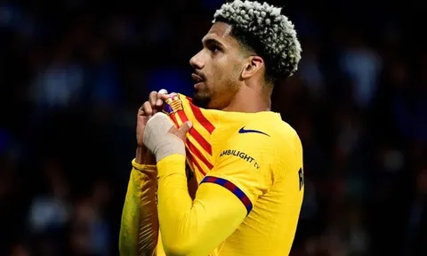 Barcelona đàm phán với hậu vệ 70 triệu euro