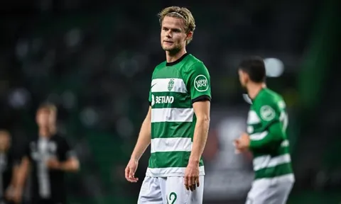 Barcelona nhắm mua tiền vệ Sporting