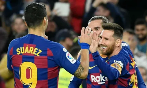 Barcelona đang quá lợi hại!