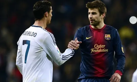 Bất mãn với Rangnick, Ronaldo tìm đường đầu quân cho Barca