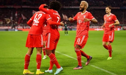 Bayern mở đại tiệc 7 bàn; Dortmund thua thảm