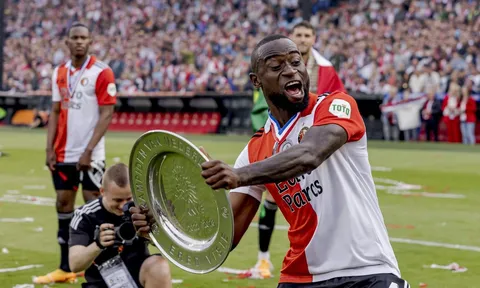 Bayern từ bỏ đội trưởng Feyenoord