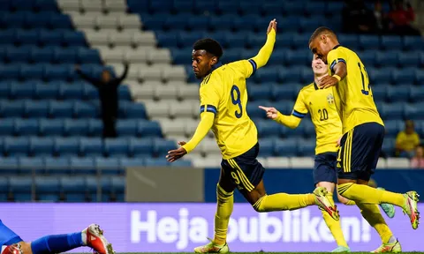 Man Utd nhận tín hiệu vui từ Anthony Elanga