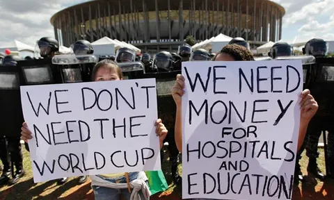 Bê bối của những quốc gia đăng cai World Cup