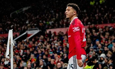 Sự thất thường khiến Man Utd cam chịu