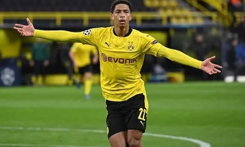 Man Utd đón cú sốc Jude Bellingham