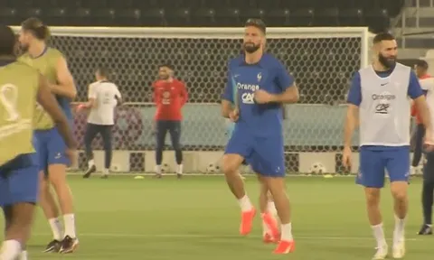 Bên trong phòng khách sạn World Cup 2022 của Giroud