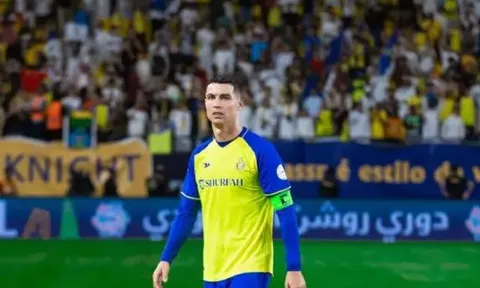 Benfica hủy diệt đội bóng của Ronaldo