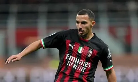 Milan trói chân người cũ Arsenal