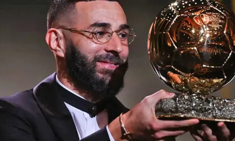 Benzema thắng áp đảo số phiếu bầu để giành Quả bóng vàng