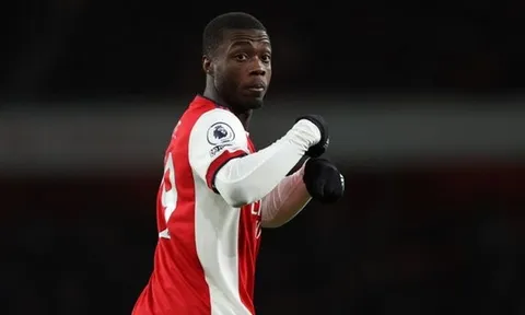 Bị Arsenal tống khứ, sự phiền toái về Pepe được tiết lộ
