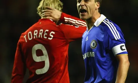 Bị fan Liverpool cà khịa, John Terry đáo để đáp trả