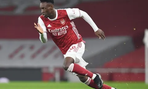 Bị thất sủng, sao Arsenal có thể ra đi