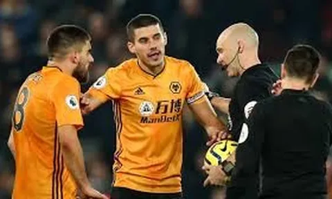 Bị xử ép, đội trưởng của Wolves tuyên bố VAR chỉ là trò hề