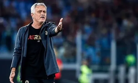 Biến bất ngờ, Mourinho tính gây sốc với Premier League