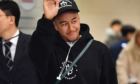 "Biển người" Hàn Quốc bùng nổ vì Lingard