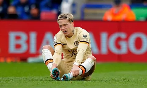 'Bom xịt' Chelsea phá vỡ im lặng về khởi đầu khó khăn