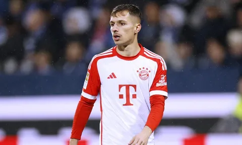 Sếp Bayern bảo vệ bản hợp đồng 'hớ' của đội bóng
