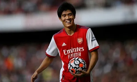 Bùng nổ ở hàng thủ, sao Arsenal được ca ngợi