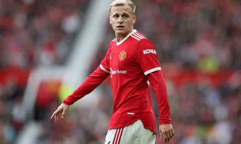 Bước ngoặt của Van de Beek