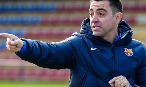 Buổi tập đầu tiên của Barca dưới triều đại Xavi, ra thiết quân luật khắt khe