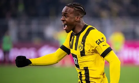 Pháo thủ duyệt chi 30 triệu euro cho sao mai Dortmund