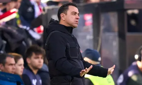 Bất đồng với Joan Laporta, Xavi sẽ bị sa thải?