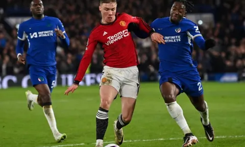 Thắng Man Utd, bộ đôi sao Chelsea bị chỉ trích