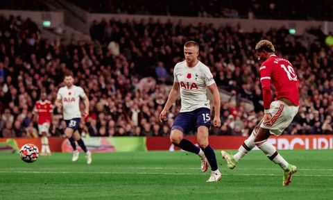 'Spurs chỉ là CLB trung bình. Solskjaer sẽ rời Man Utd'