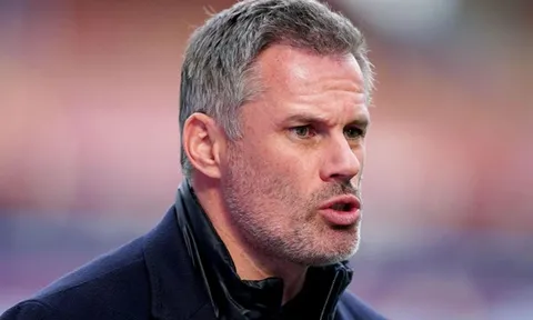 Carragher gọi World Cup 2022 là sự ngớ ngẩn