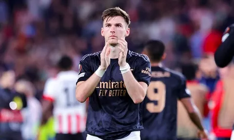 Cái kết đắng cho "Robertson đệ nhị" của Arsenal