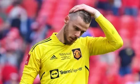 “Cái tôi” lớn đang dìm chết sự nghiệp De Gea