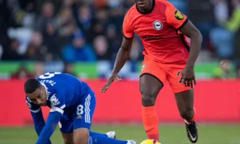 Mục tiêu Arsenal bị chỉ trích có hành động ngu ngốc