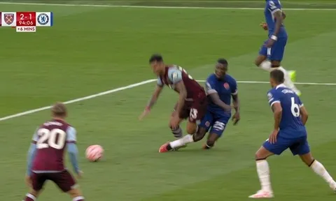 Jamie Redknapp: "Caicedo bị bào mòn, sa sút"