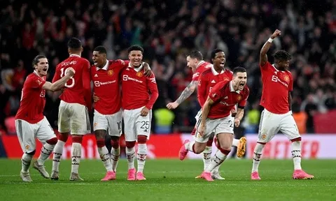 Cảm xúc vỡ òa trong ngày MU vào chung kết FA Cup