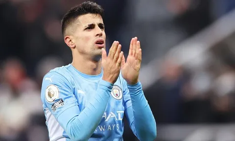 Bất ngờ bị đẩy đến Bayern, Cancelo nói về mối quan hệ với Pep