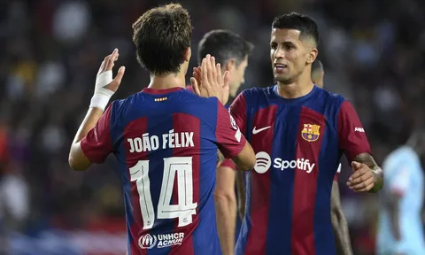 Cancelo gửi thông điệp mạnh mẽ tới Felix