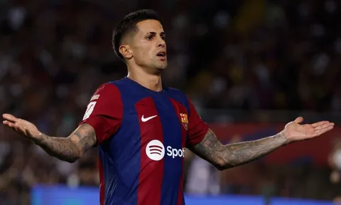 Cancelo nói thẳng lý do rời Man City, gia nhập Barca
