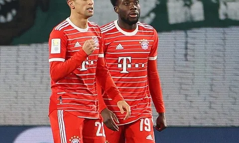 Cancelo tỏ thái độ khi phải ngồi dự bị ở trận thắng Dortmund
