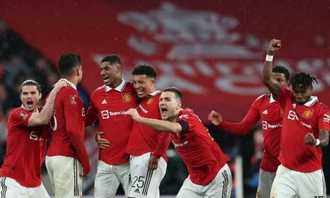 Căng thẳng đỉnh điểm khiến Casemiro phải lo lắng