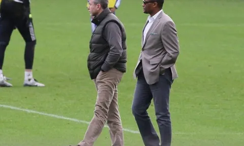 Cánh tay mặt một thời của Abramovich xây dựng đế chế mới ở Newcastle?