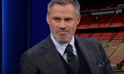 Carragher liên tục chế nhạo MU
